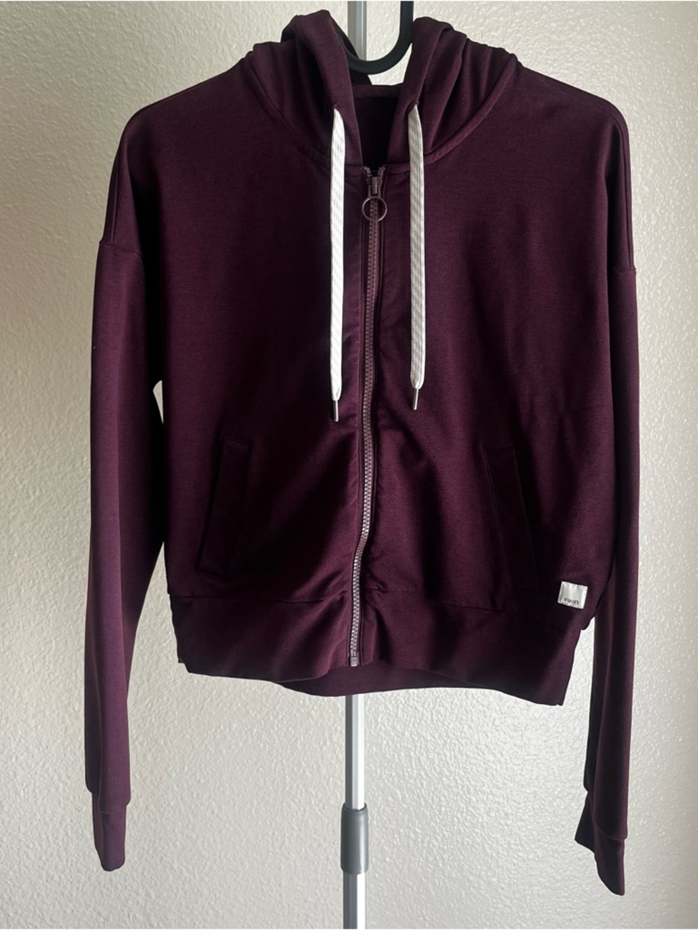 Vuori Granite Cropped Hoodie Full Zip Cerise Heather Size XS